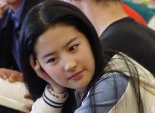 潘子灏18岁照片